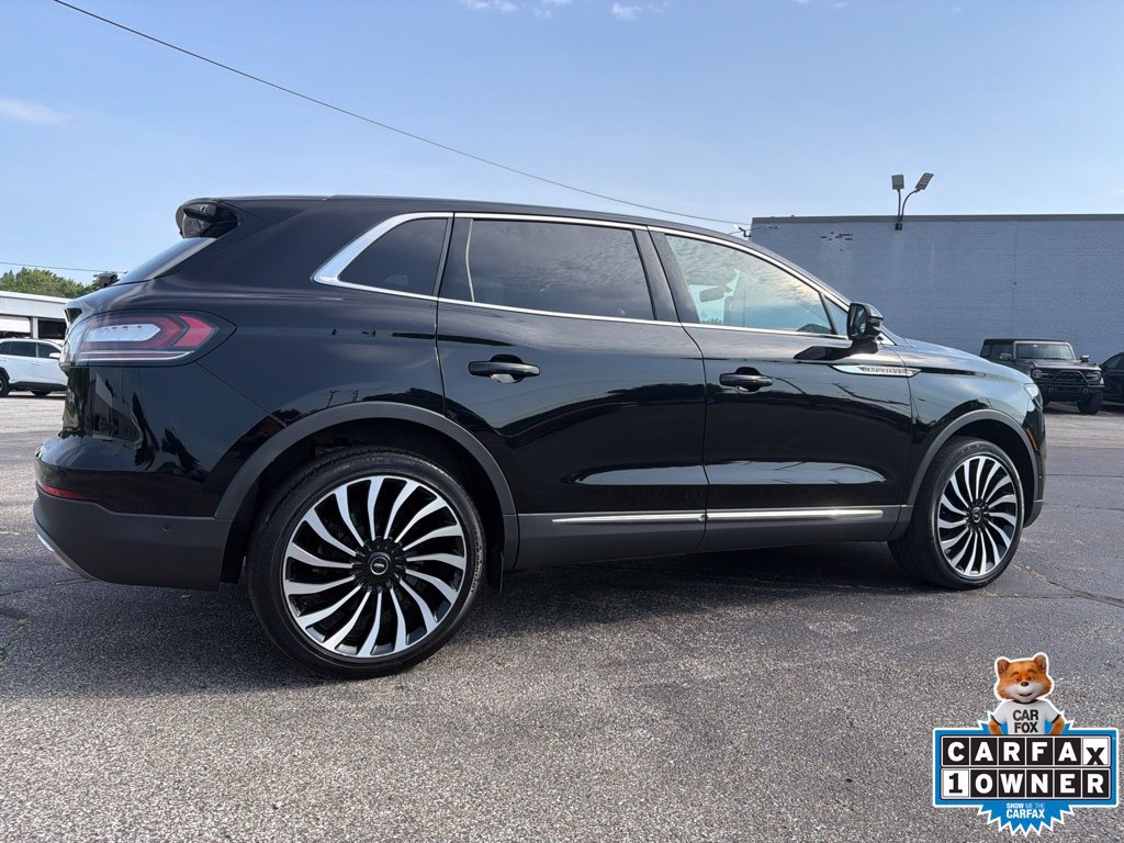 Used 2023 Lincoln Nautilus Black Label w/ Class II Trailer Tow Package AWD/4WD image 7
