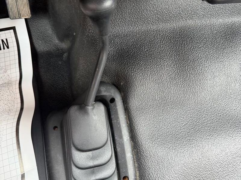 Used 2004 Ford F350 Lariat image 18