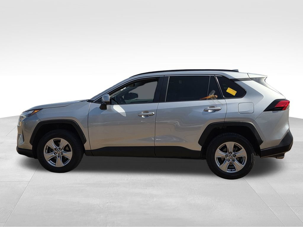 Used 2023 Toyota RAV4 XLE FWD image 8