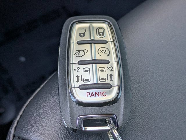 New 2026 Chrysler Voyager LX FWD image 25
