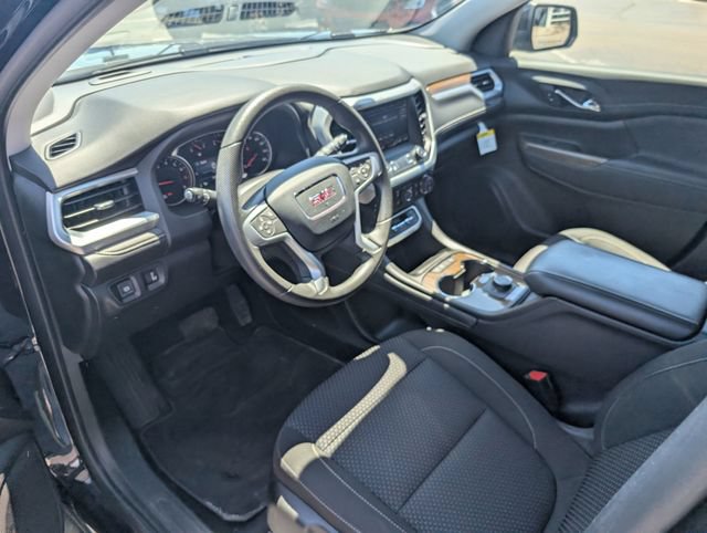 Used 2023 GMC Acadia SLE FWD image 12