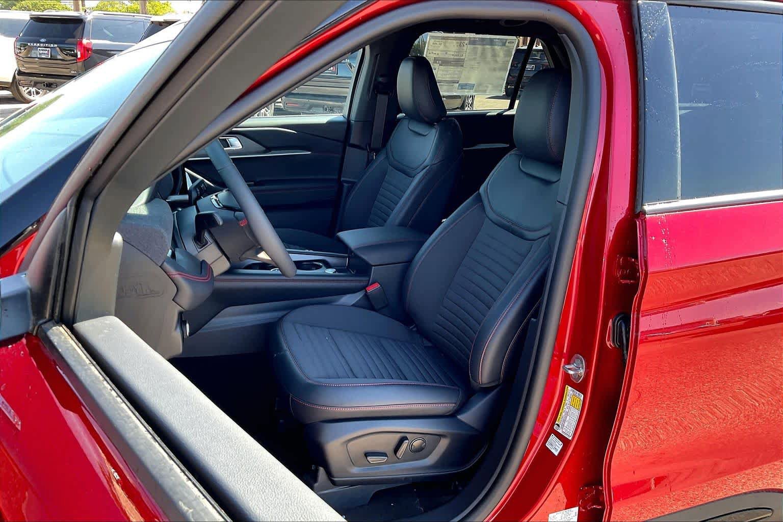 New 2026 Ford Explorer ST-Line AWD/4WD image 9