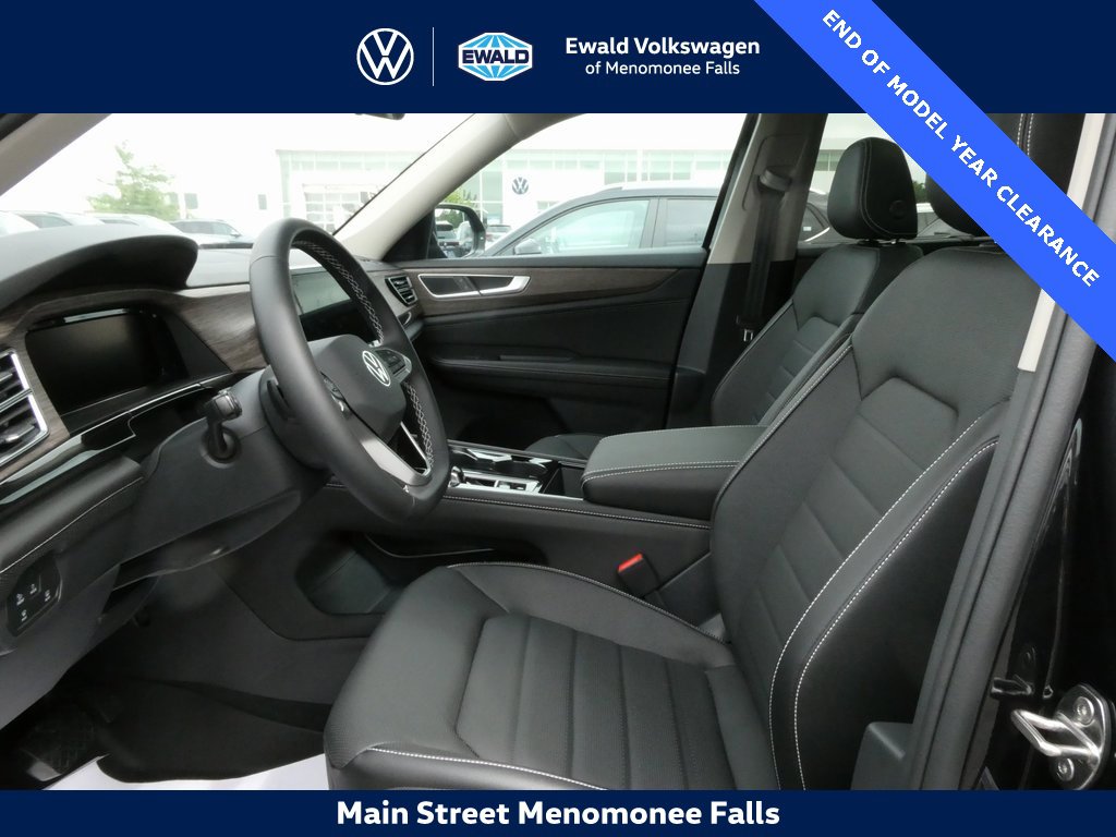 Certified 2025 Volkswagen Atlas SEL image 37