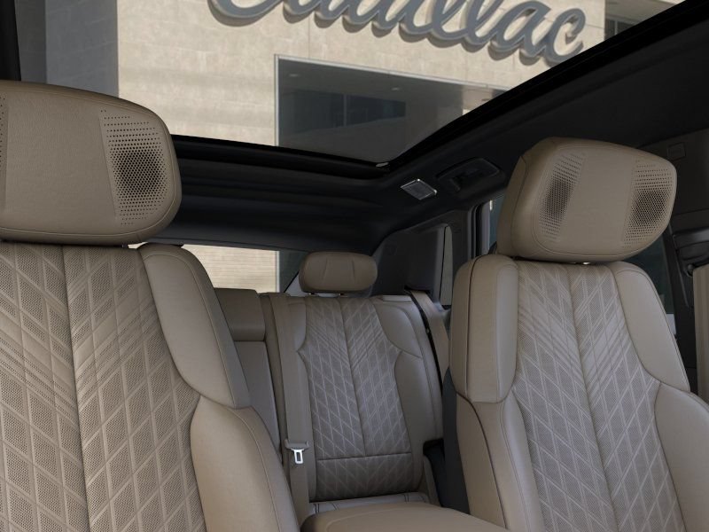 New 2026 Cadillac Lyriq Signature Luxury w/ Nappa Leather Package RWD image 25