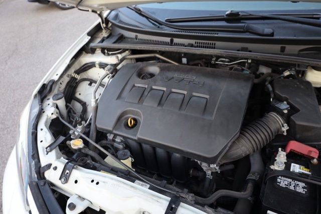 Used 2017 Toyota Corolla SE 50th Anniversary FWD image 41