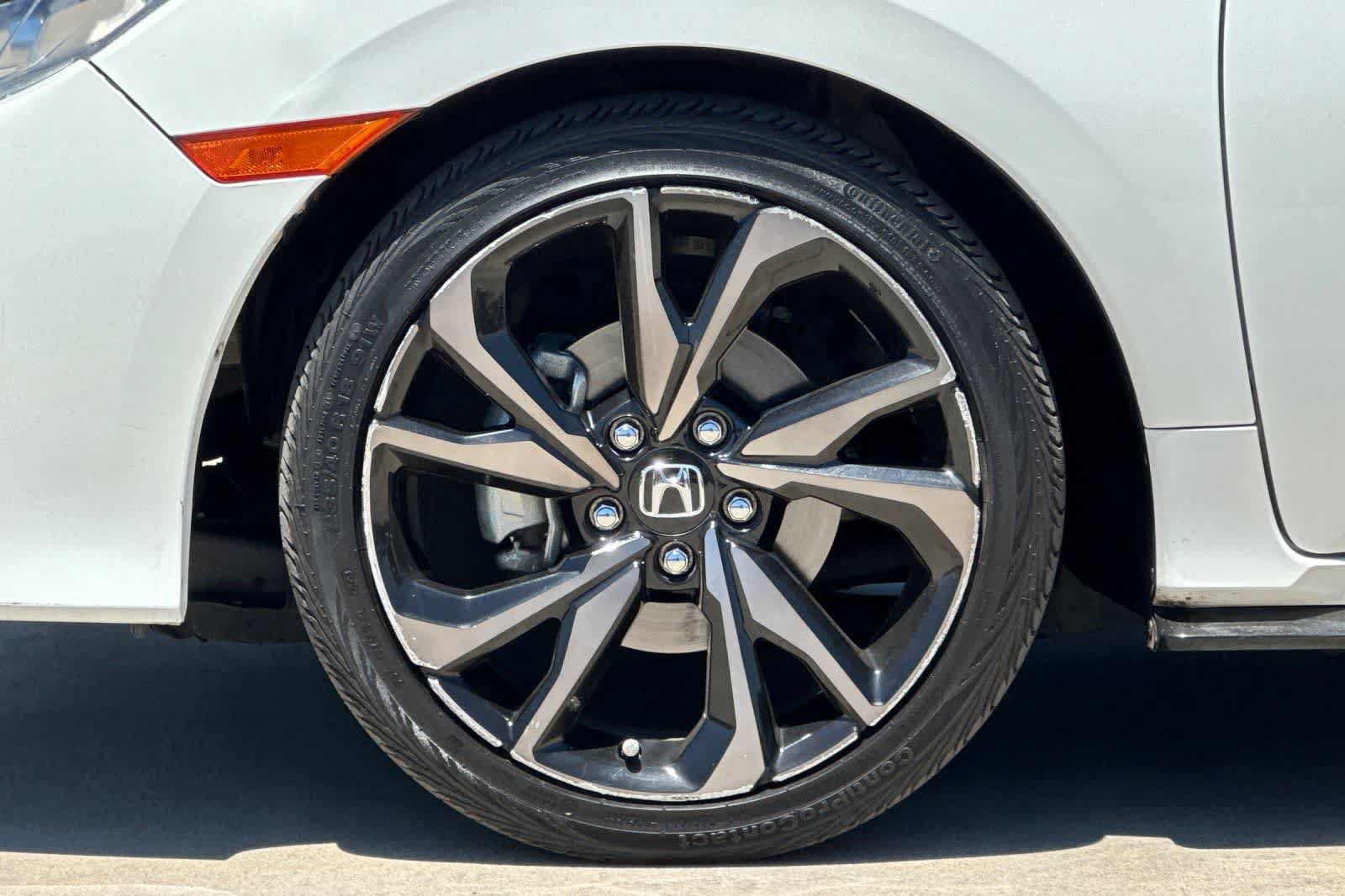 Used 2019 Honda Civic Sport image 12