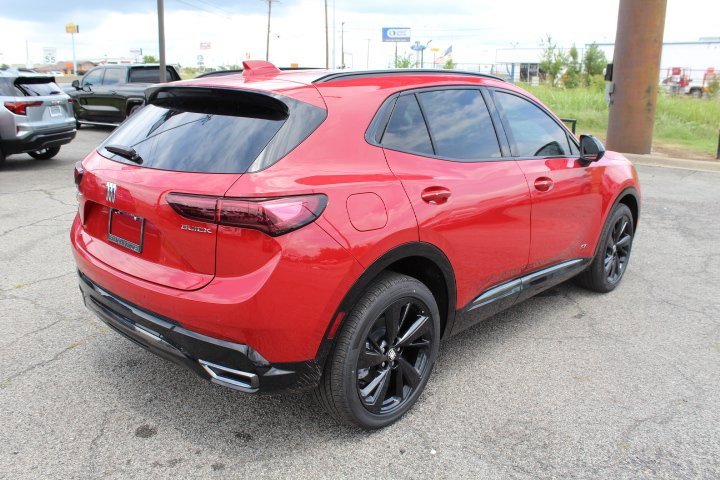 New 2025 Buick Envision Sport Touring image 5