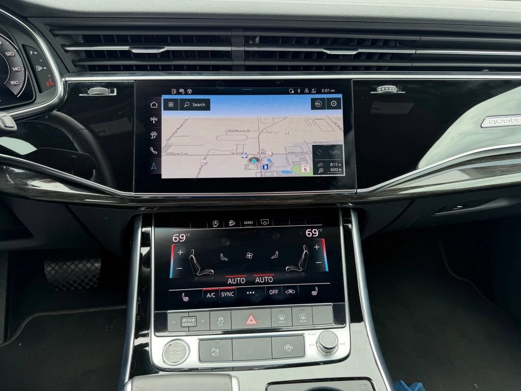 Used 2025 Audi Q7 3.0T Premium Plus AWD/4WD image 12