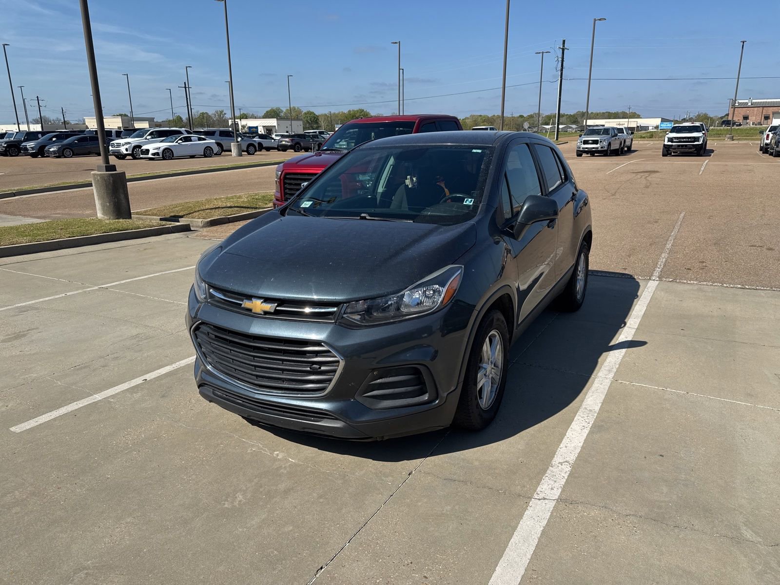 Used 2021 Chevrolet Trax LS w/ Tint and Cruise Package image 1