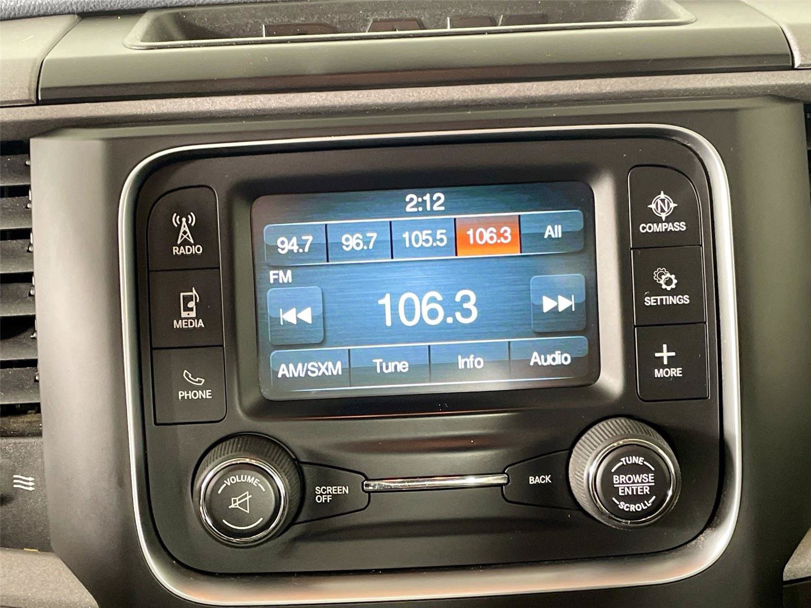 Used 2017 RAM 1500 Express AWD/4WD image 7