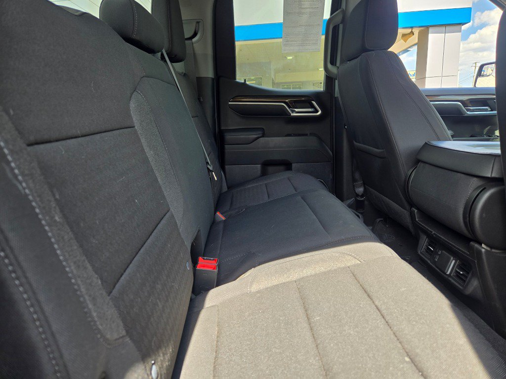 Certified 2024 Chevrolet Silverado 1500 LT AWD/4WD image 11