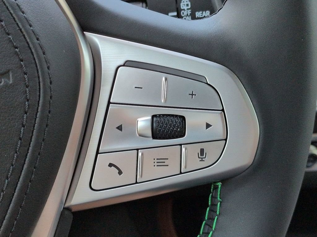 New 2026 BMW ALPINA XB7 AWD/4WD image 27