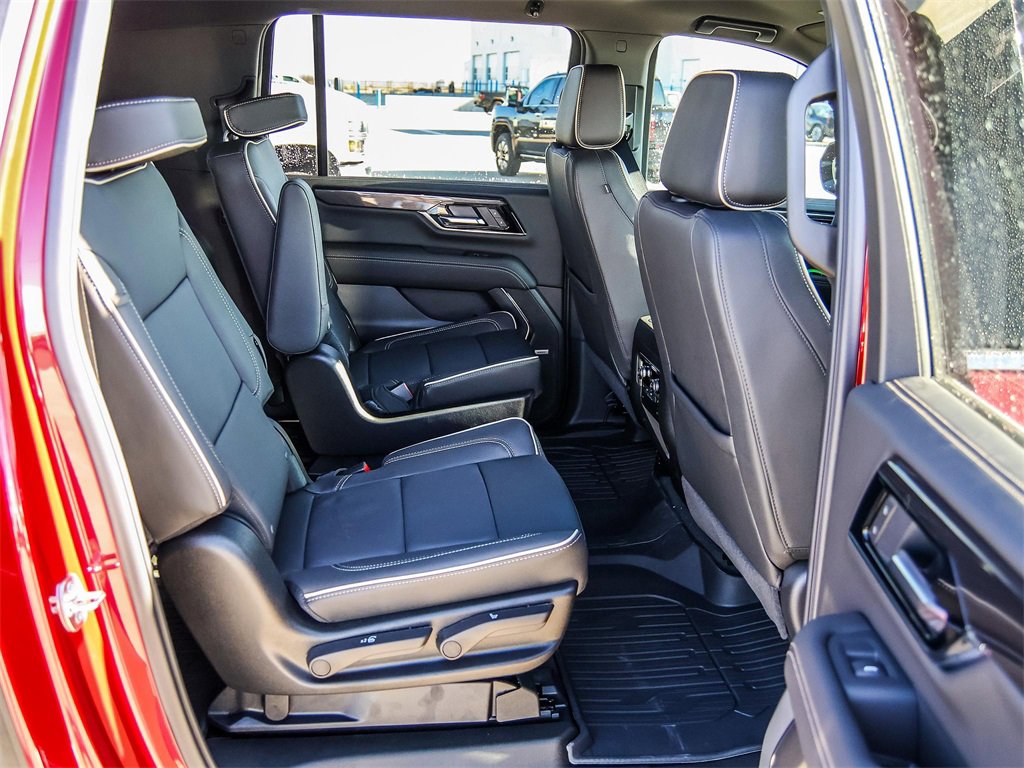 New 2026 GMC Yukon XL Elevation w/ LPO, Floor Liner Package image 21