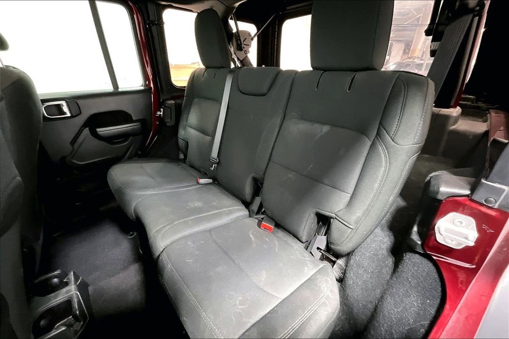 Used 2021 Jeep Wrangler Unlimited Sport image 34