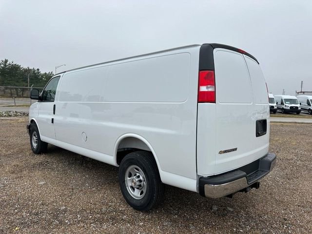New 2025 Chevrolet Express 3500 Extended w/ Driver Convenience Package image 3