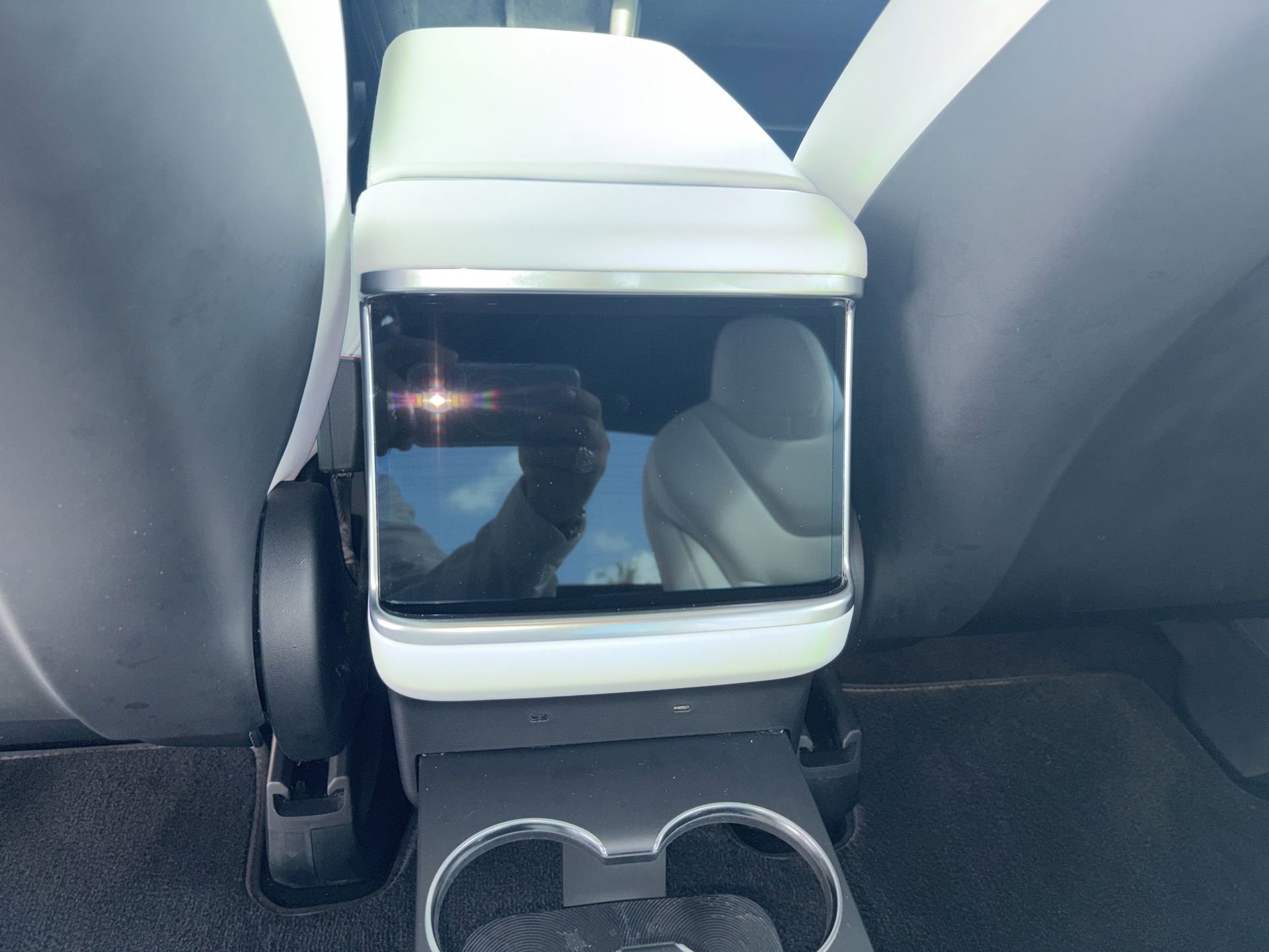 Used 2023 Tesla Model X Plaid image 13