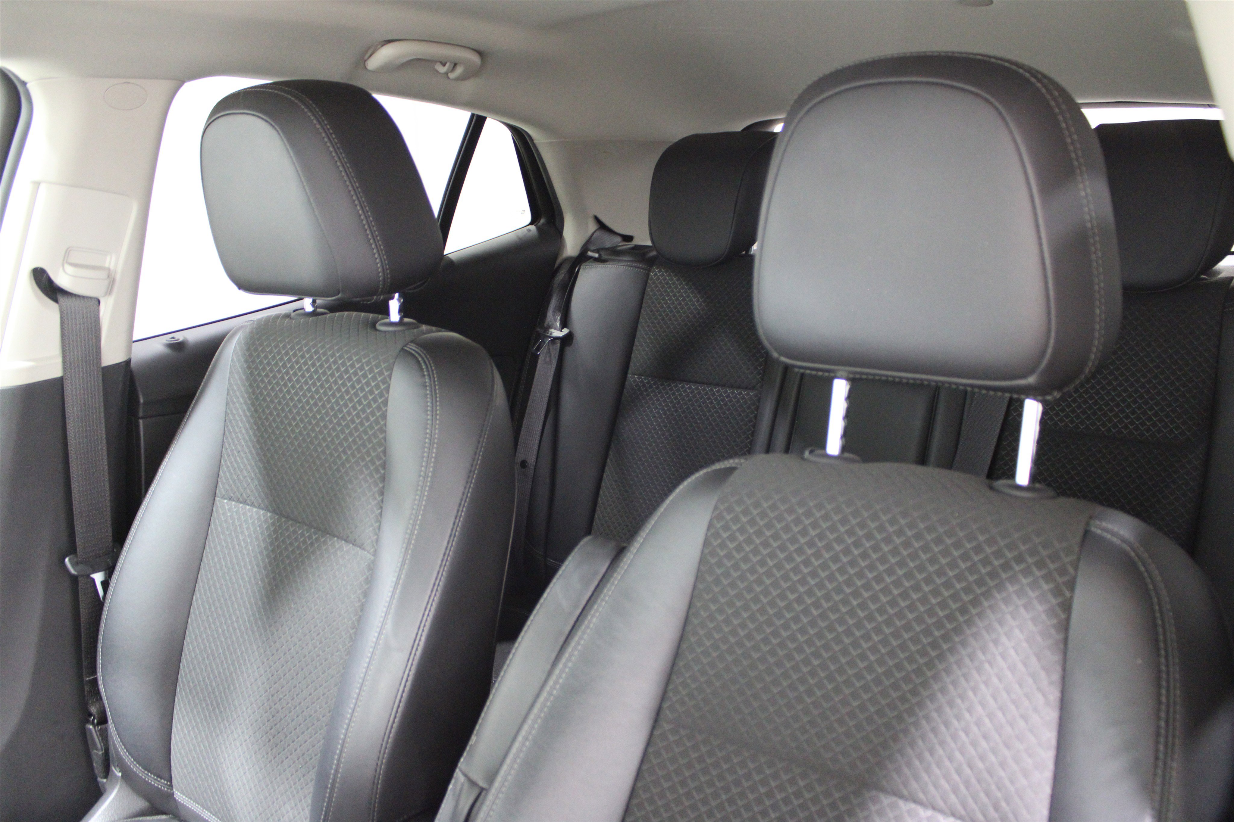 Used 2017 Buick Encore Preferred image 5