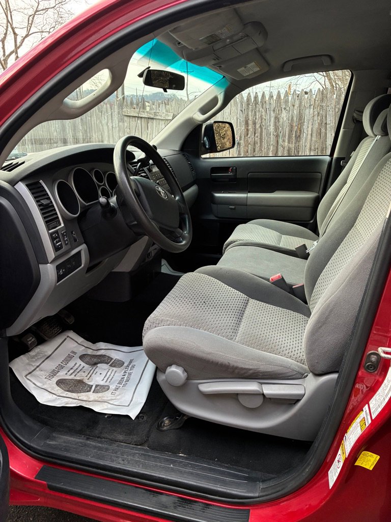 Used 2012 Toyota Tundra 4x4 Double Cab w/ Tow Pkg image 3