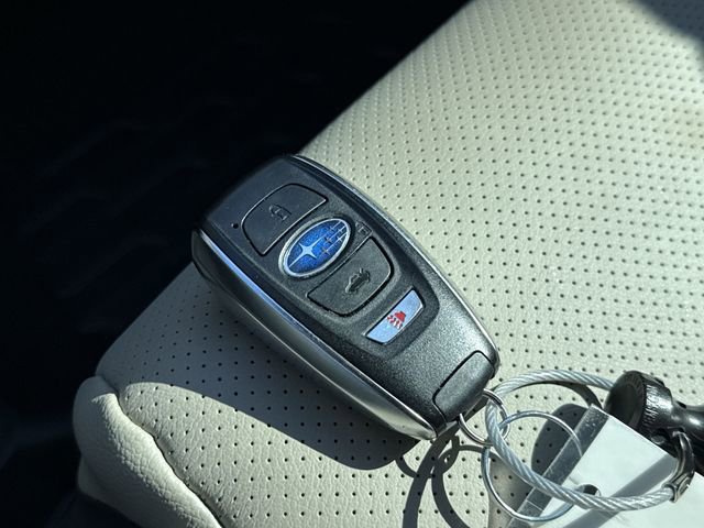 Certified 2025 Subaru Outback Limited AWD/4WD image 28