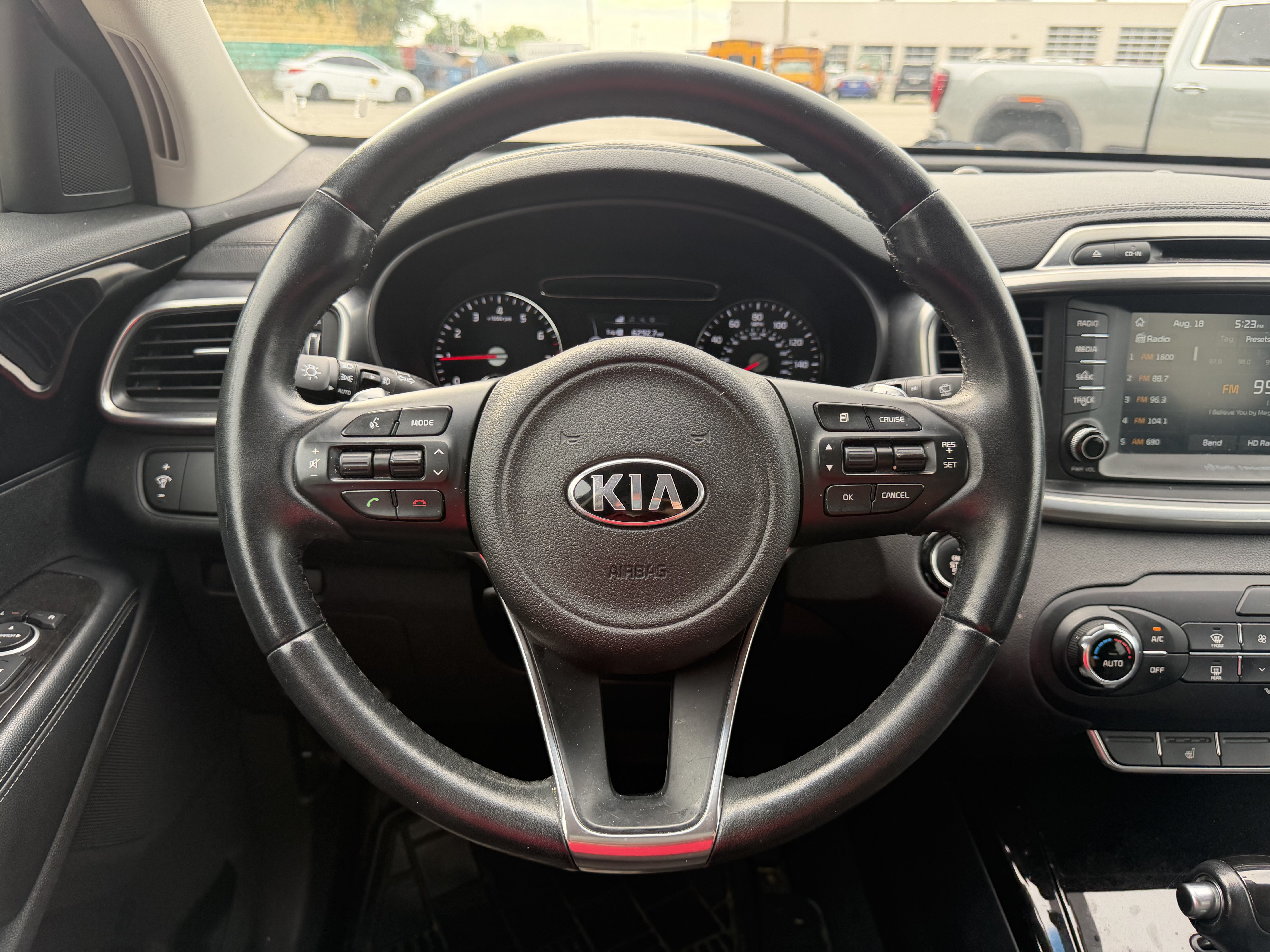 Used 2017 Kia Sorento EX FWD image 15