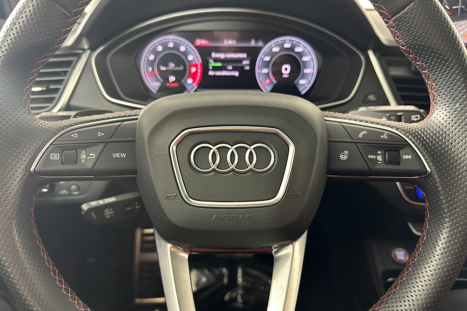 Used 2023 Audi SQ5 Prestige w/ Prestige Package image 22