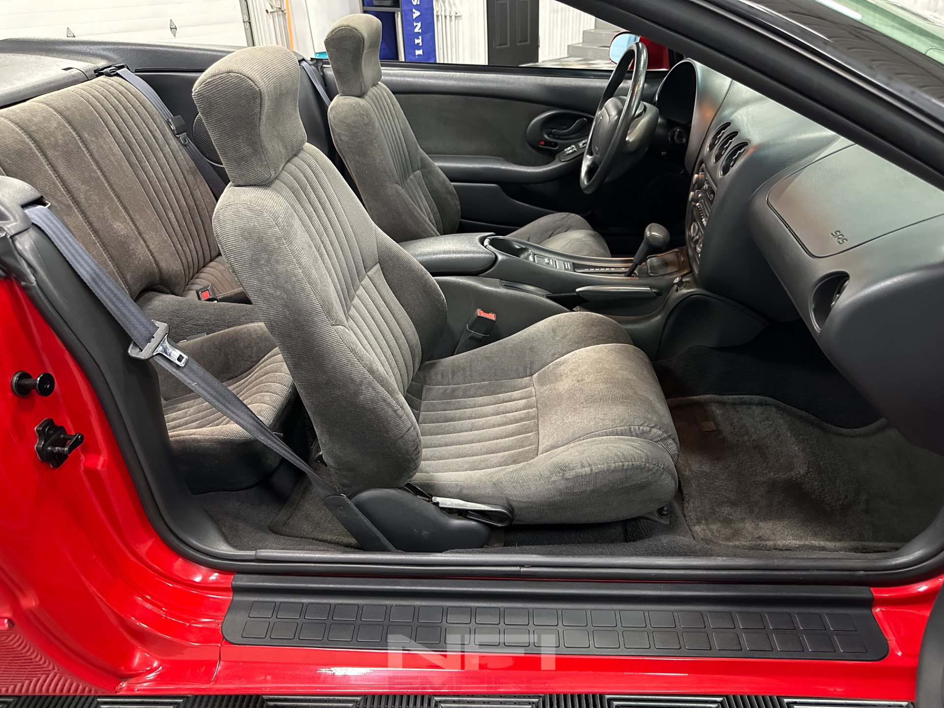 Used 1995 Pontiac Firebird Convertible RWD image 45