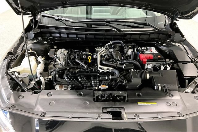 Used 2024 Nissan Altima 2.5 SR AWD/4WD image 35