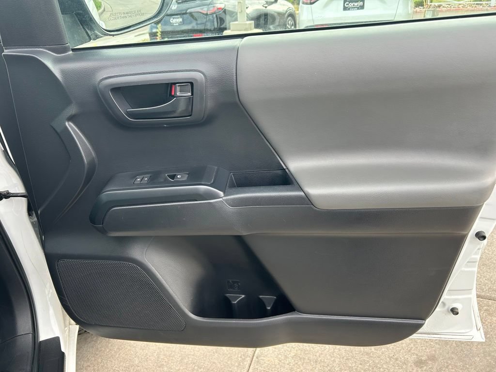 Used 2023 Toyota Tacoma SR AWD/4WD image 29