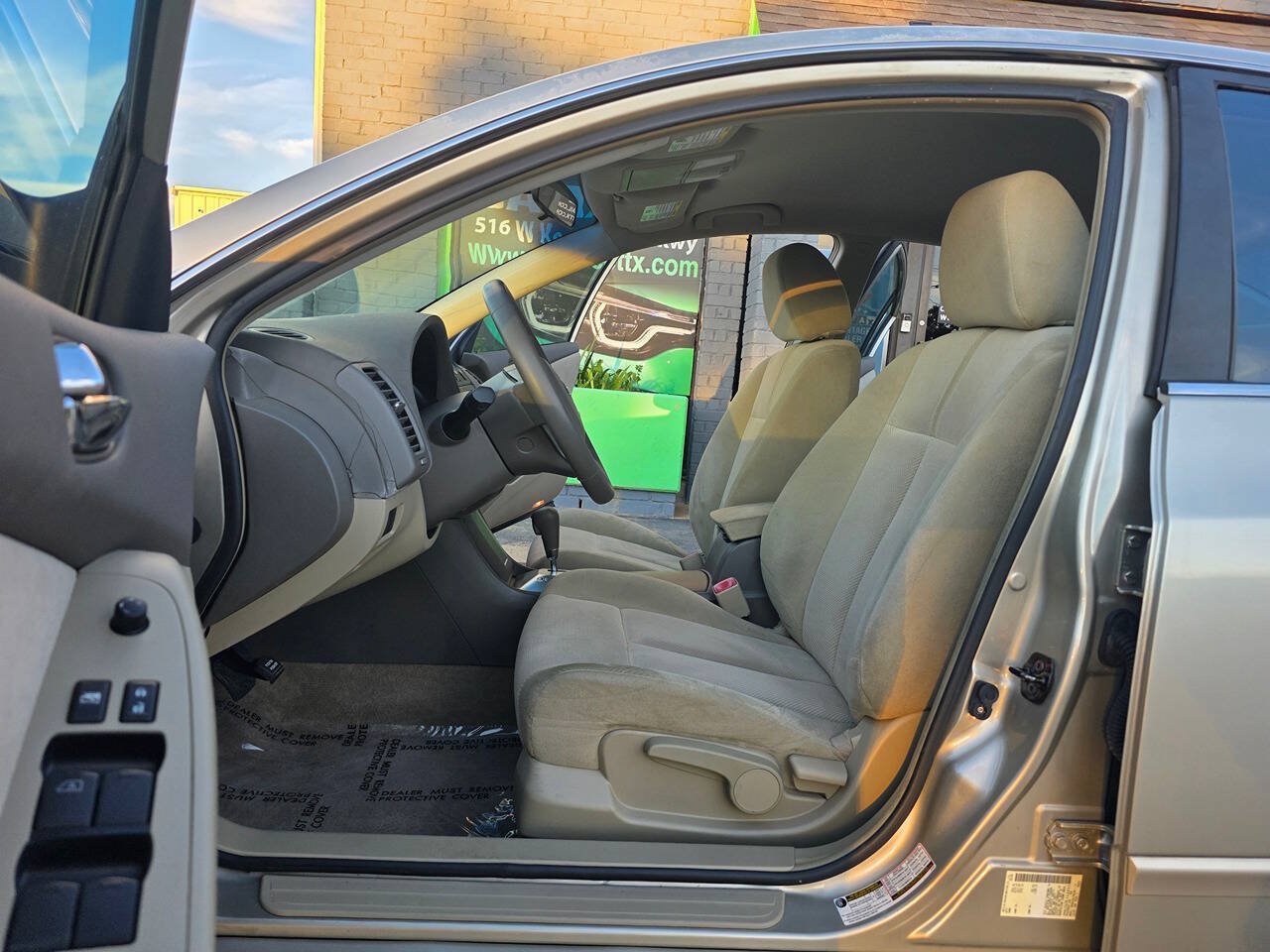 Used 2009 Nissan Altima 2.5 S FWD image 4