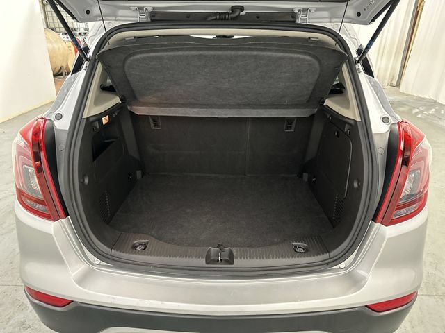 Used 2018 Buick Encore Preferred AWD/4WD image 22