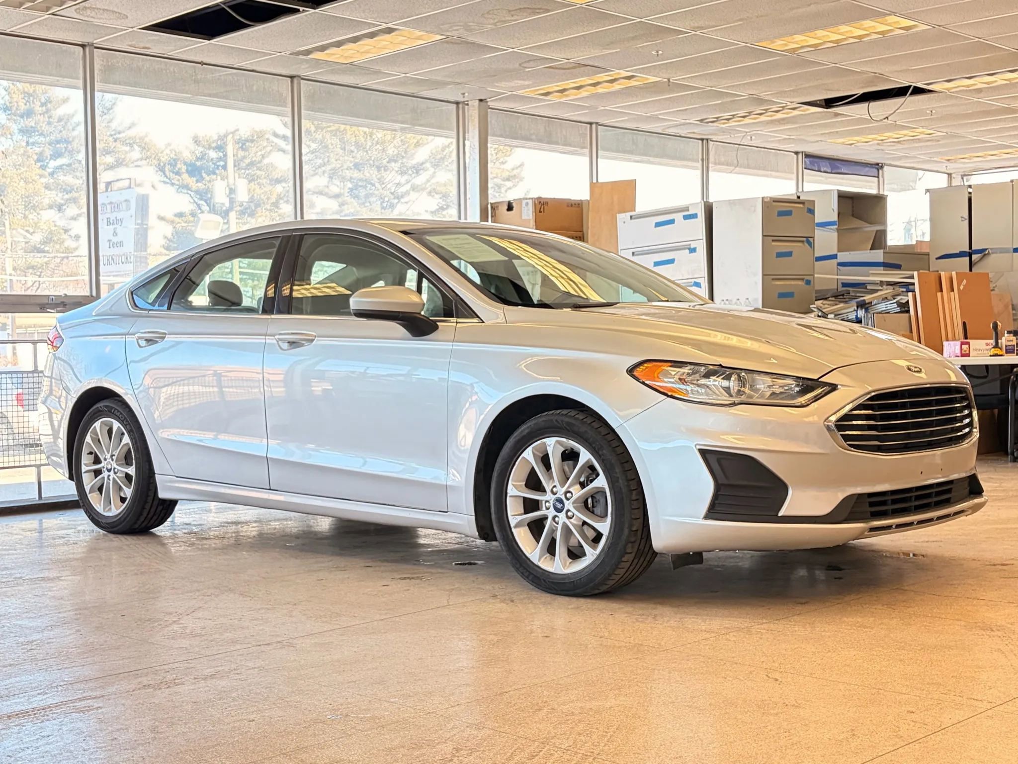Used 2019 Ford Fusion SE image 45