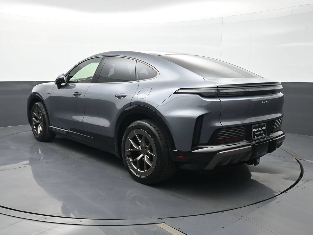 New 2026 Porsche Cayenne Turbo AWD/4WD image 3