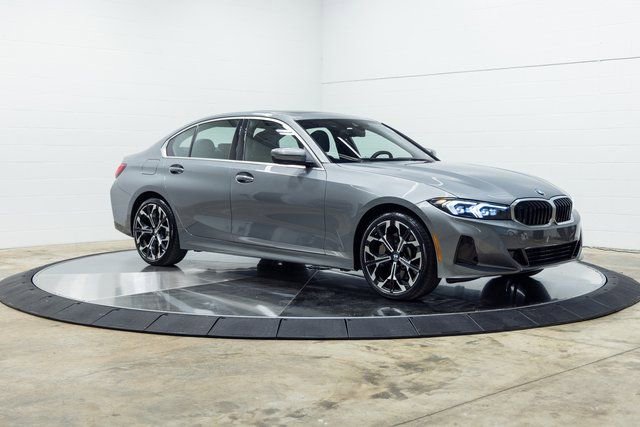 Certified 2025 BMW 330i xDrive Sedan w/ M Sport Package image 4