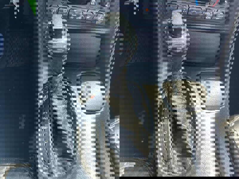 Used 2000 Chevrolet Corvette Convertible w/ Memory Pkg image 16