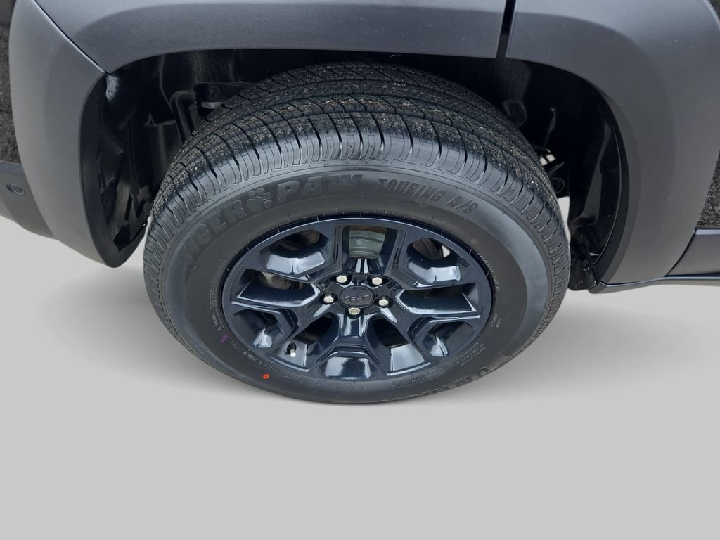 Used 2020 Jeep Cherokee Trailhawk image 38