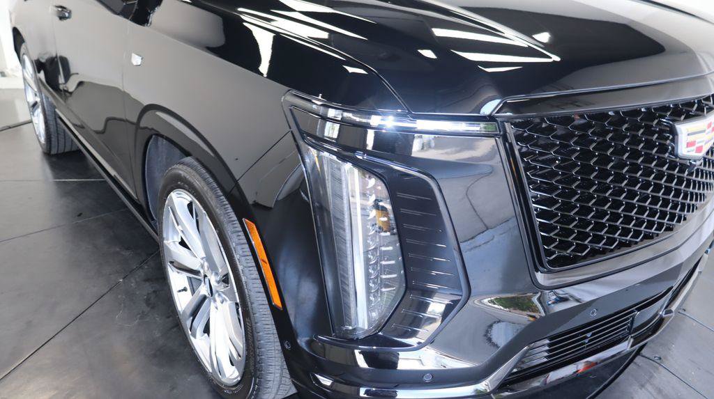 Certified 2025 Cadillac Escalade Sport Platinum AWD/4WD image 14