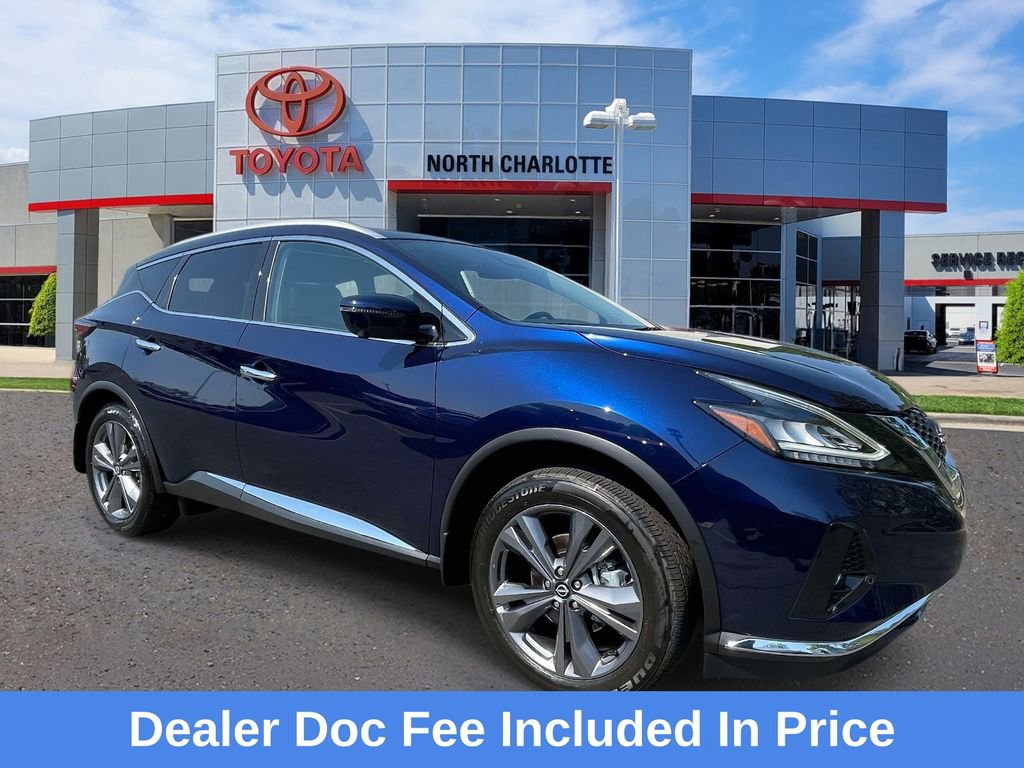 Used 2023 Nissan Murano Platinum w/ Cargo Package FWD image 1