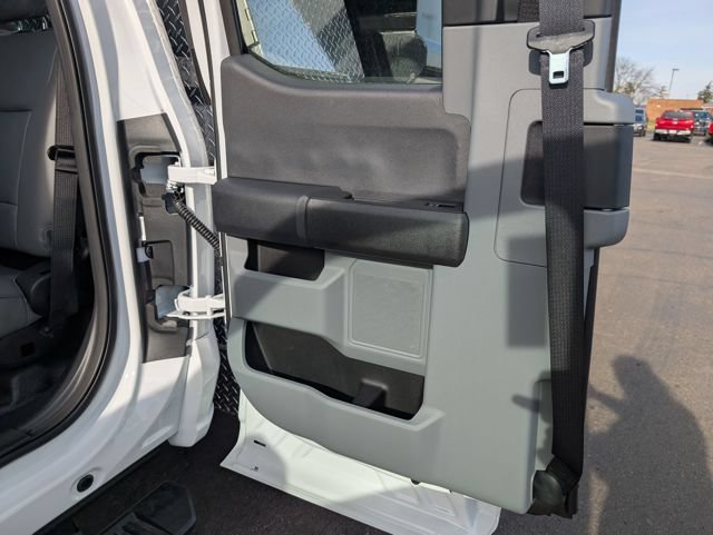 New 2026 Ford F550 4x4 Supercab Super Duty image 11