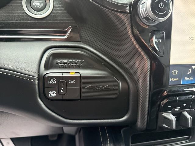 Used 2024 RAM 2500 Limited image 28