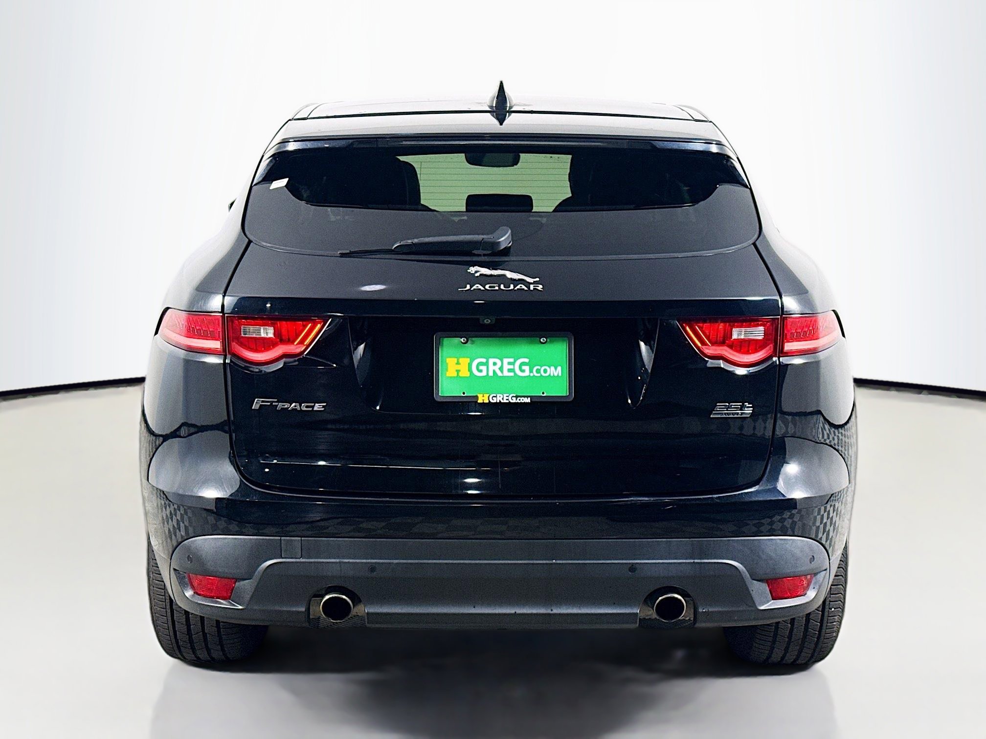 Used 2020 Jaguar F-PACE Premium image 8