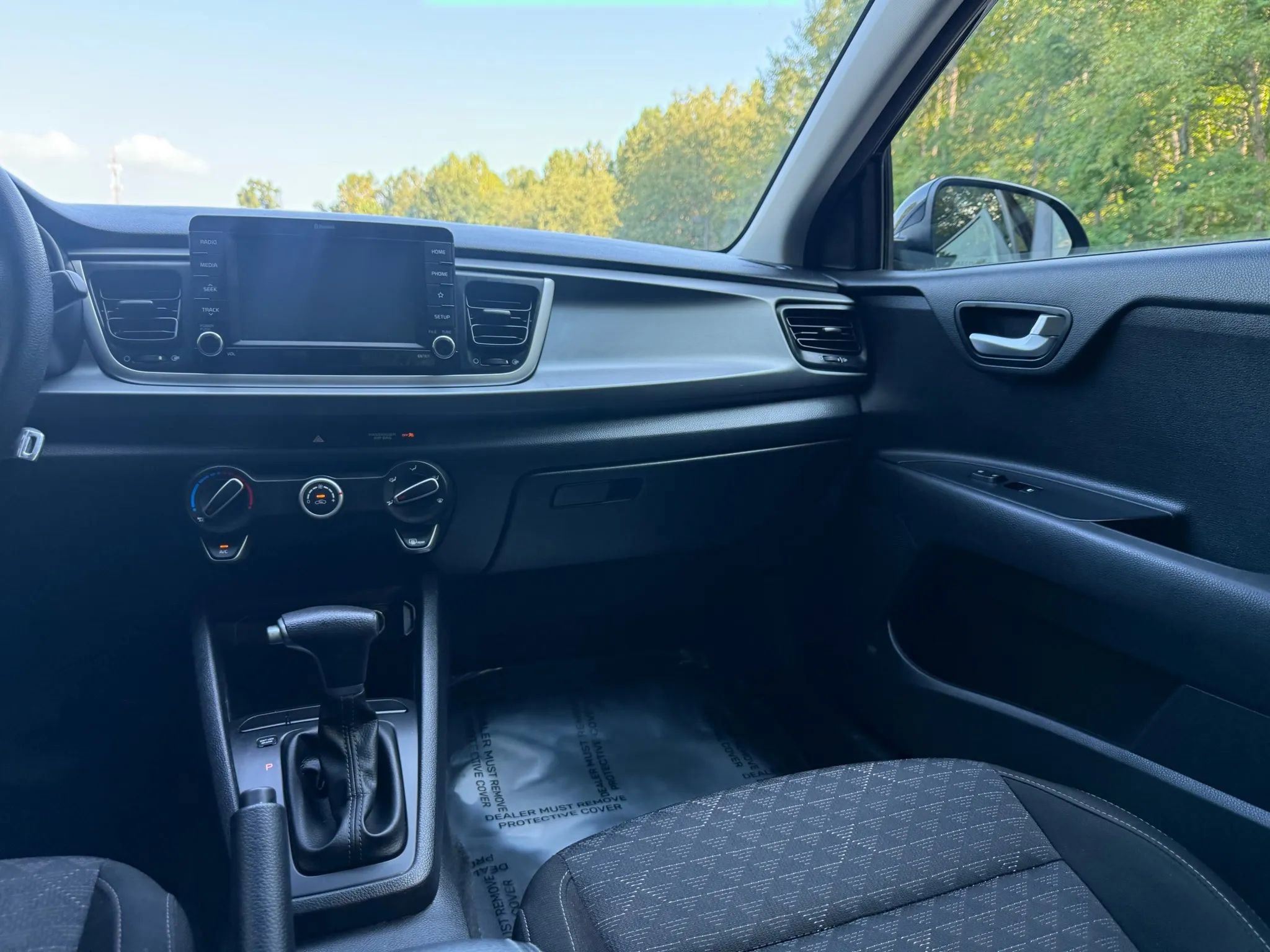 Used 2020 Kia Rio S image 28