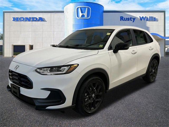 New 2025 Honda HR-V Sport image 6