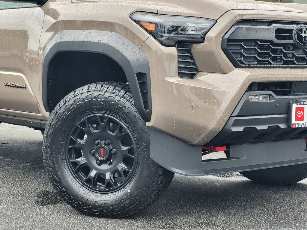 New 2026 Toyota Tacoma TRD Off-Road w/ TRD Off Road Upgrade Package AWD/4WD image 3