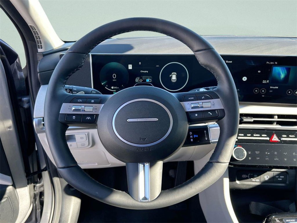 New 2026 Hyundai Tucson Limited image 32