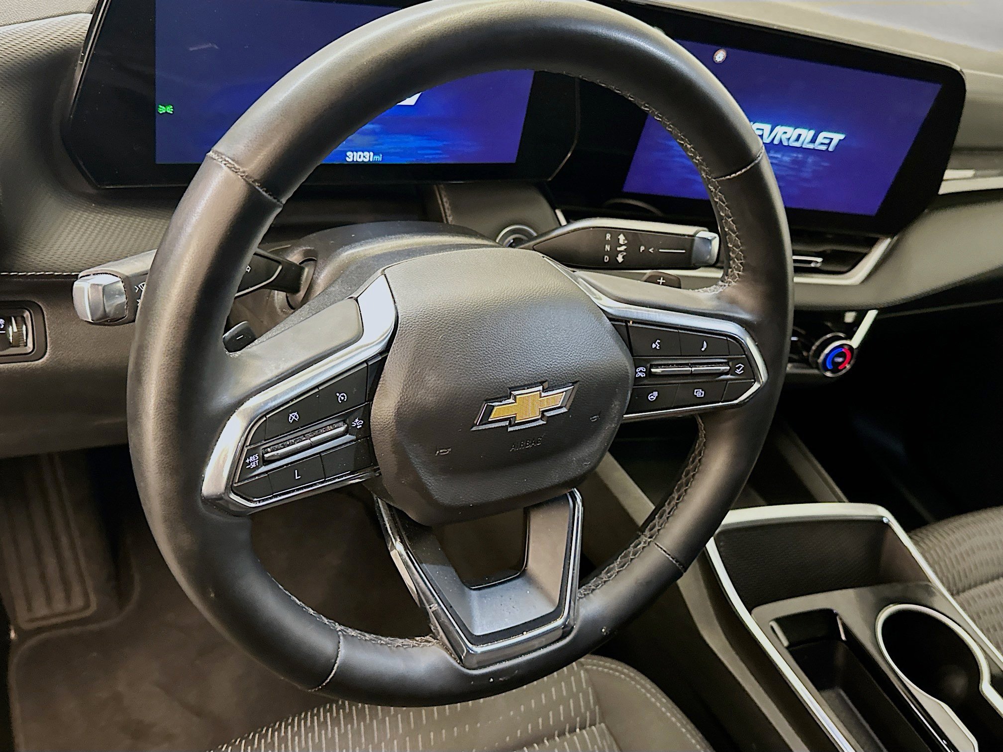 Used 2025 Chevrolet Equinox LT AWD/4WD image 18