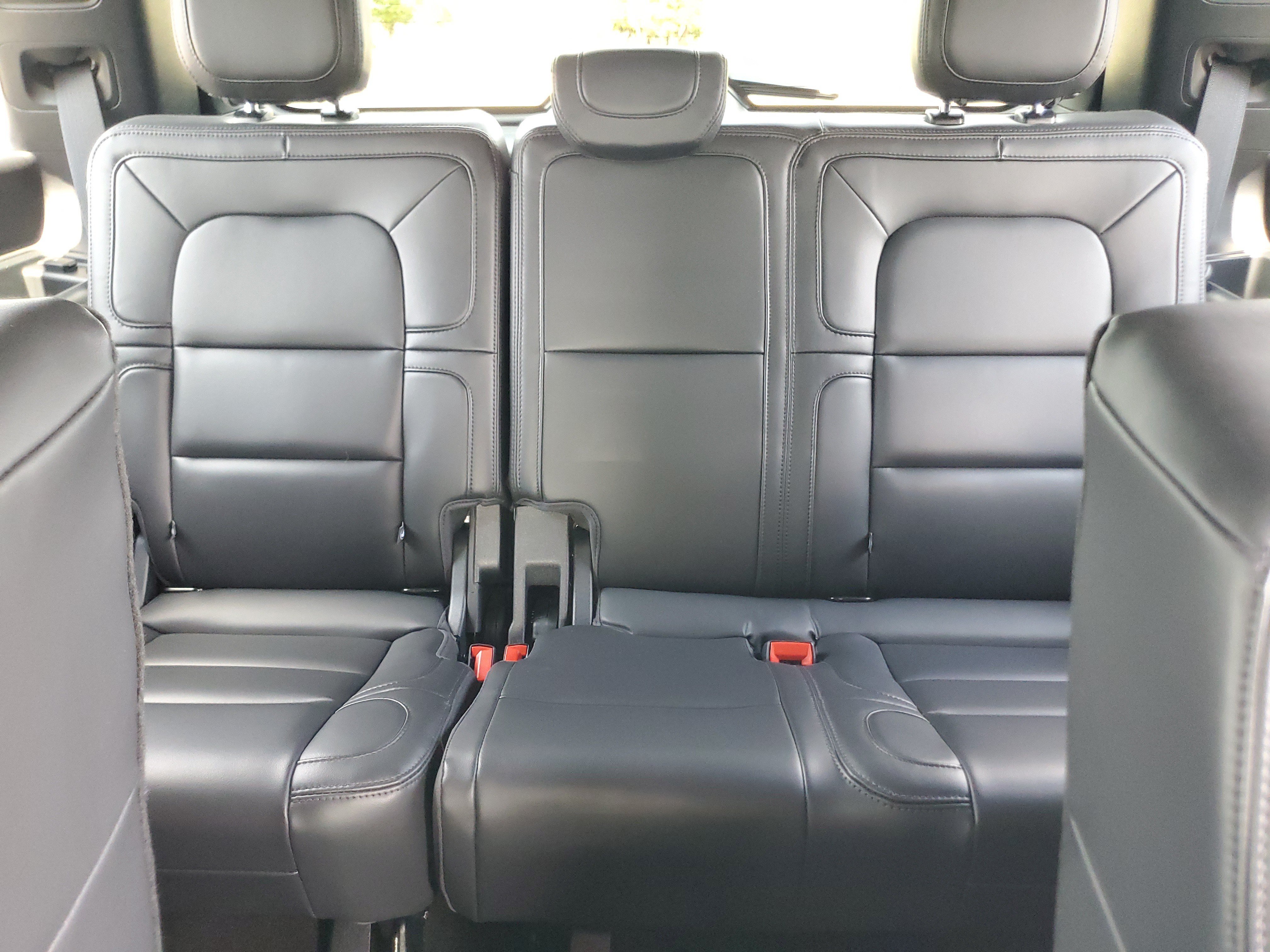 Used 2024 Lincoln Navigator Reserve AWD/4WD image 20