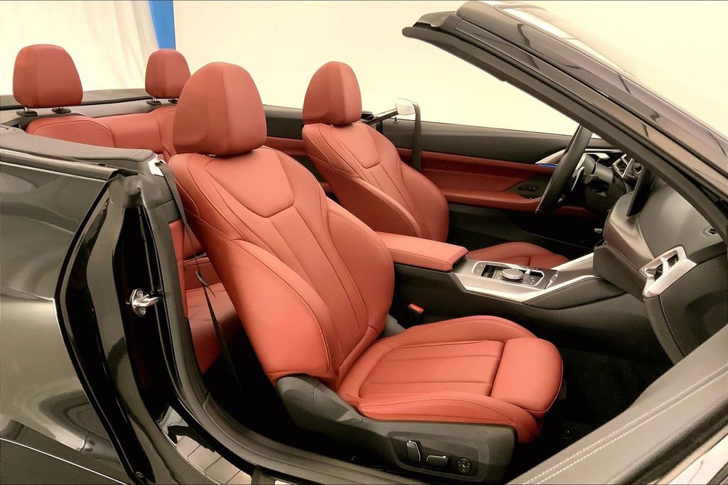 Certified 2025 BMW 440i xDrive Convertible w/ Premium Package image 6