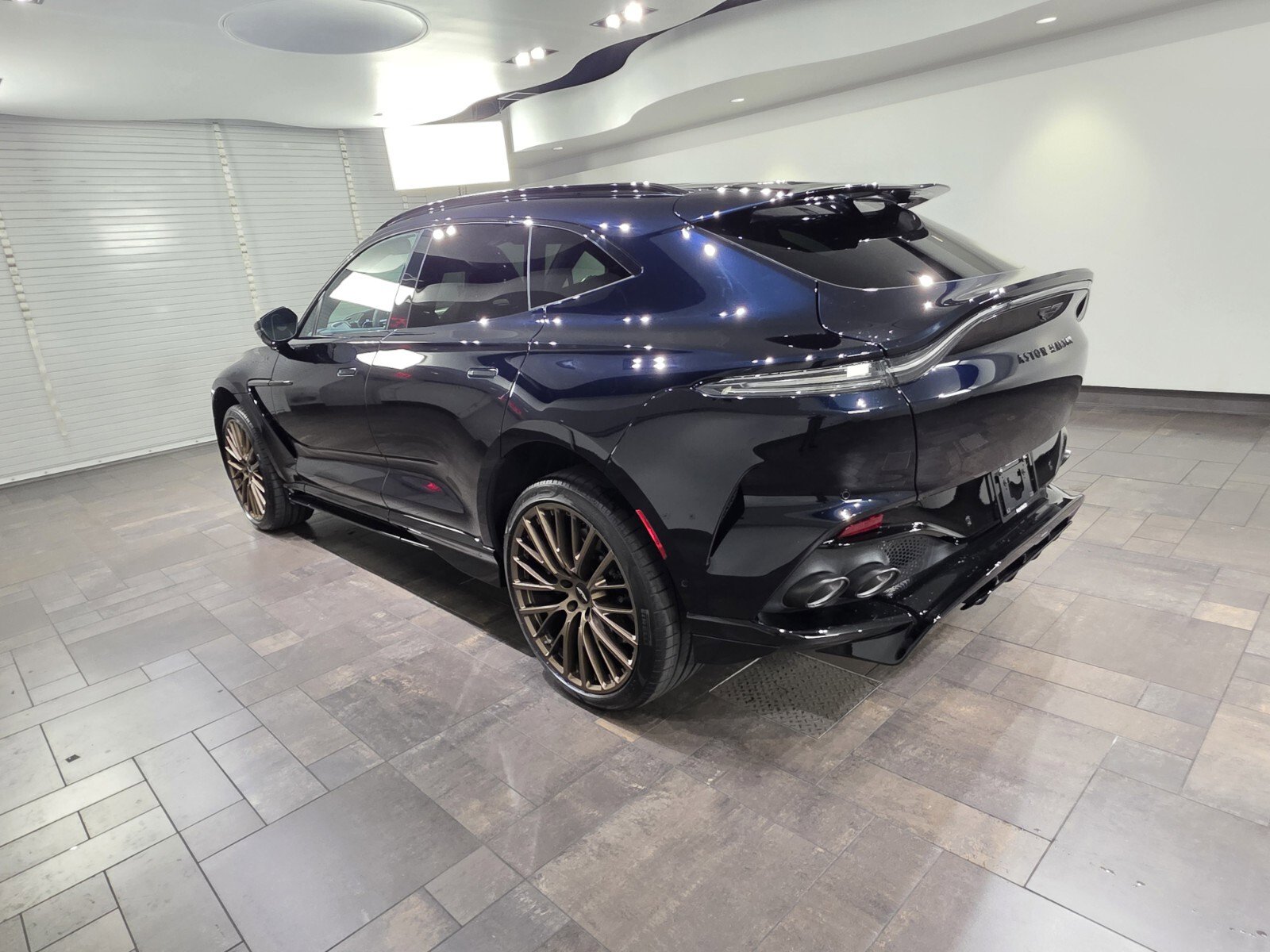 New 2026 Aston Martin DBX 707 AWD/4WD image 2