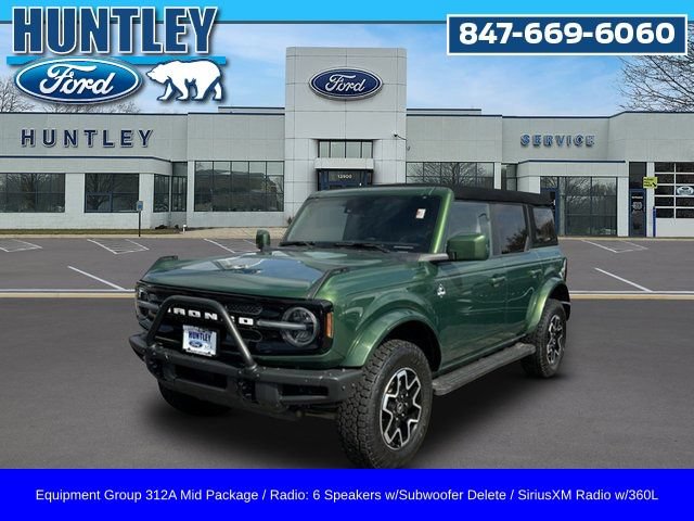Used 2023 Ford Bronco Outer Banks AWD/4WD image 1