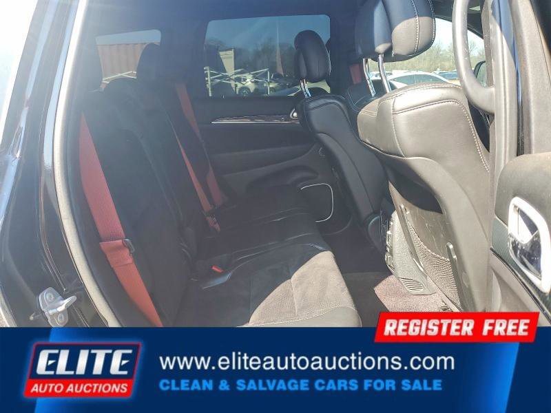 Used 2018 Jeep Grand Cherokee SRT w/ Trailer Tow Group IV AWD/4WD image 21